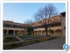 HOTEL-DIEU 6