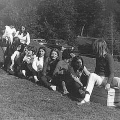 1970 - OSPITI CAMPO AI PIERENI