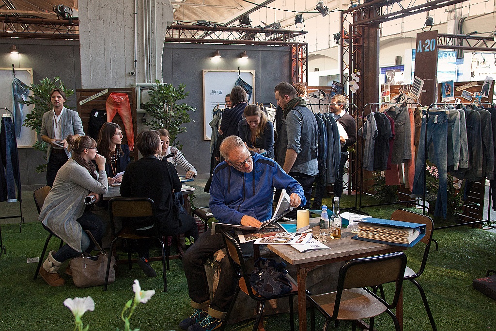 2013-11-27.28 PARIGI - DENIM-BY         009