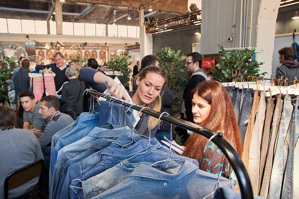 2013-11-27.28 PARIGI - DENIM-BY         011